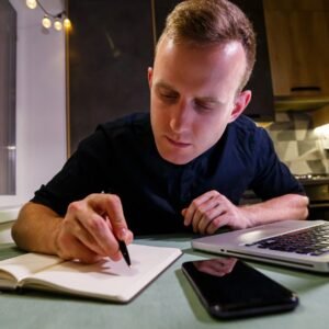 Online course WordPress template preview